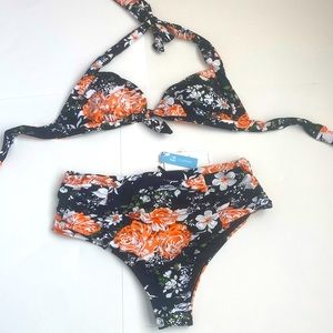 NWT CUPSHE bikini swim bathing suit. Size Large